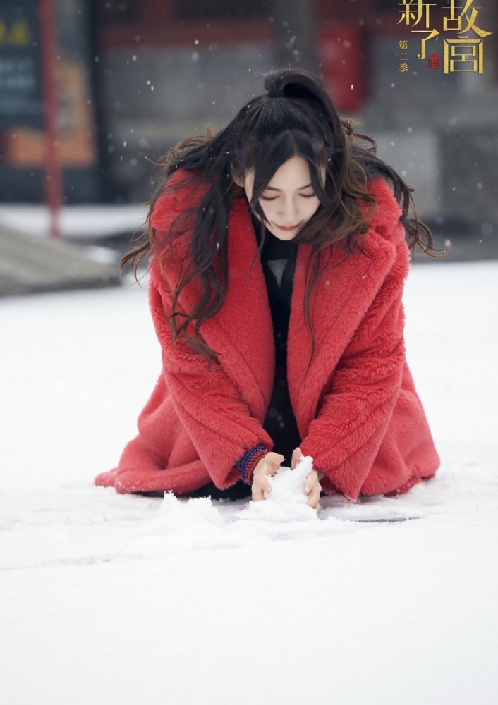 BABY清宫造型首曝光，极具古典风韵神似“魏璎珞”