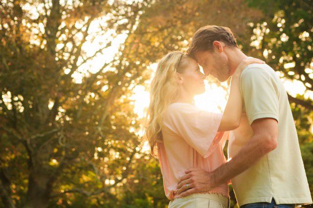 潜意识喜欢上一个人的表现,喜欢一个人是藏不住的