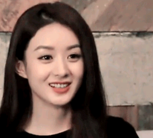 赵丽颖黑长直时期照片曝光，清冷美迷人，我们一直低估了她的颜值