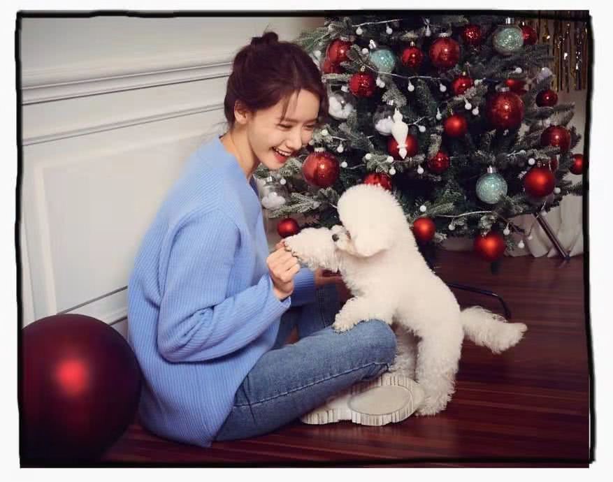 林允儿中文考试合格,为来华发展努力学中文,真的很宠粉丝