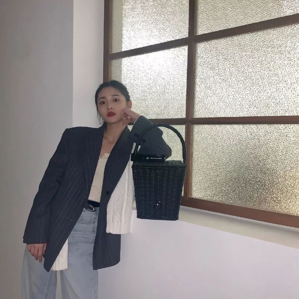 周洁琼穿古风扮琵琶仙子登台,太赞了