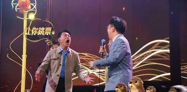 娱乐圈中的贵气男星,22年演配角,网友却说:说他多豪我都信!