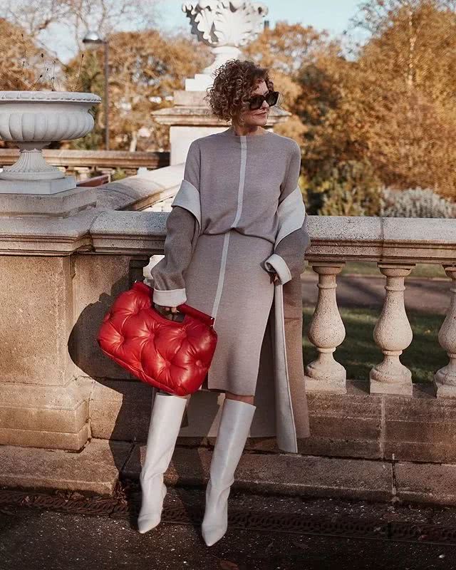 秋冬大热连身裙!选对面料能令轻奢度飙升