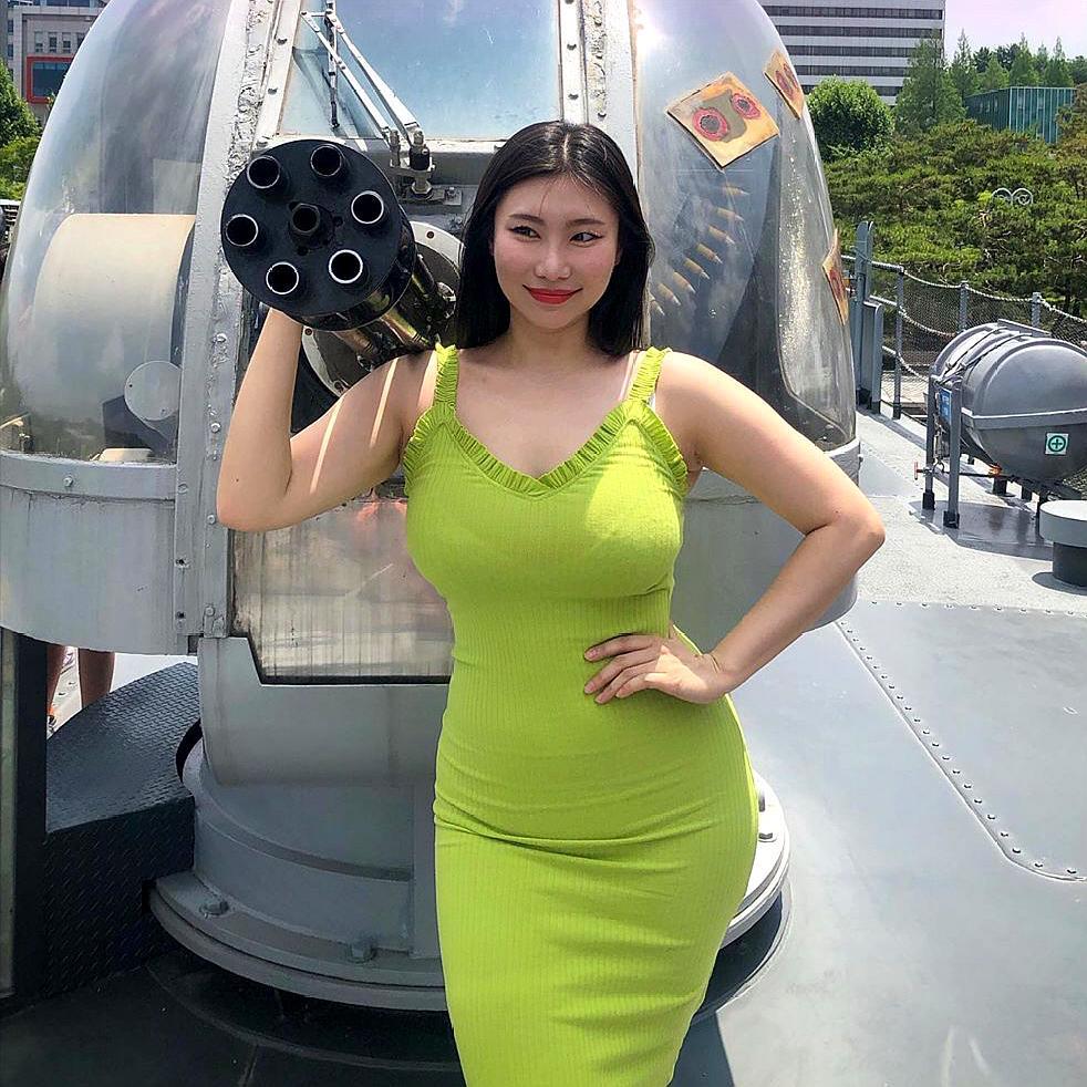 韩国普拉提美人，“大婶”年龄，青葱身材