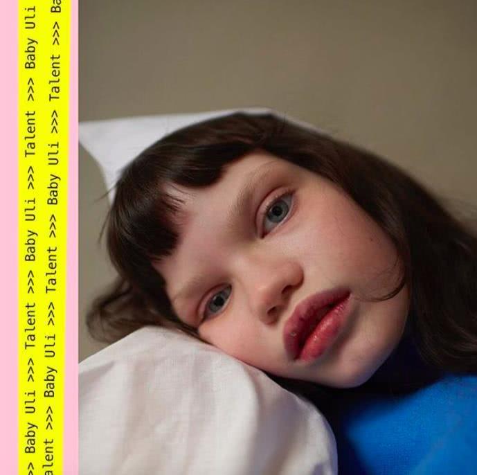 9岁乌克兰女孩长了一副扁平鼻梁,打破刻板审美成为了封面女郎?