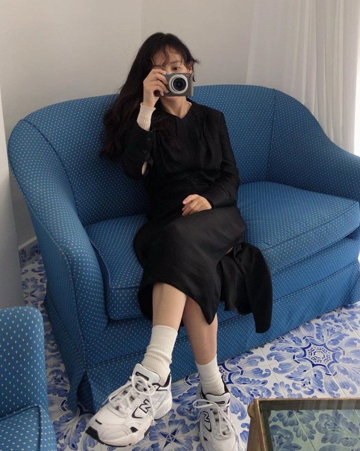 时尚达人告诉你“老爹鞋”怎么穿不显腿粗,还很洋气,00后必学