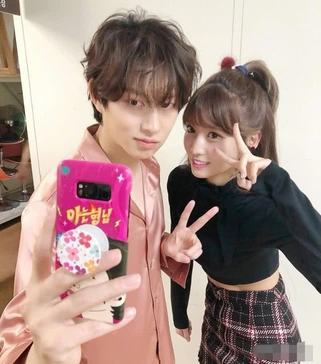 韩星金希澈恋情曝光!公开认爱小13岁女星,缘起2年“早有预谋”