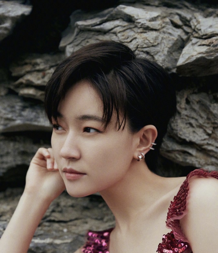 2020最火的“人鱼卷发”，比锁骨发还要好看，修饰脸型让你又美又飒