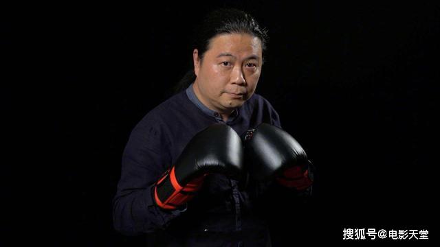 吴宣仪大粉透露斗郑爽保守估计15万，现在没钱了，这是要筹钱？