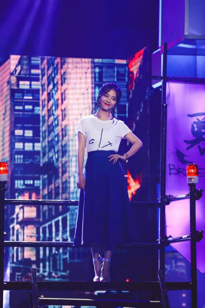 谭松韵换了造型师吗?这才是奔3女人的正确打开方式!