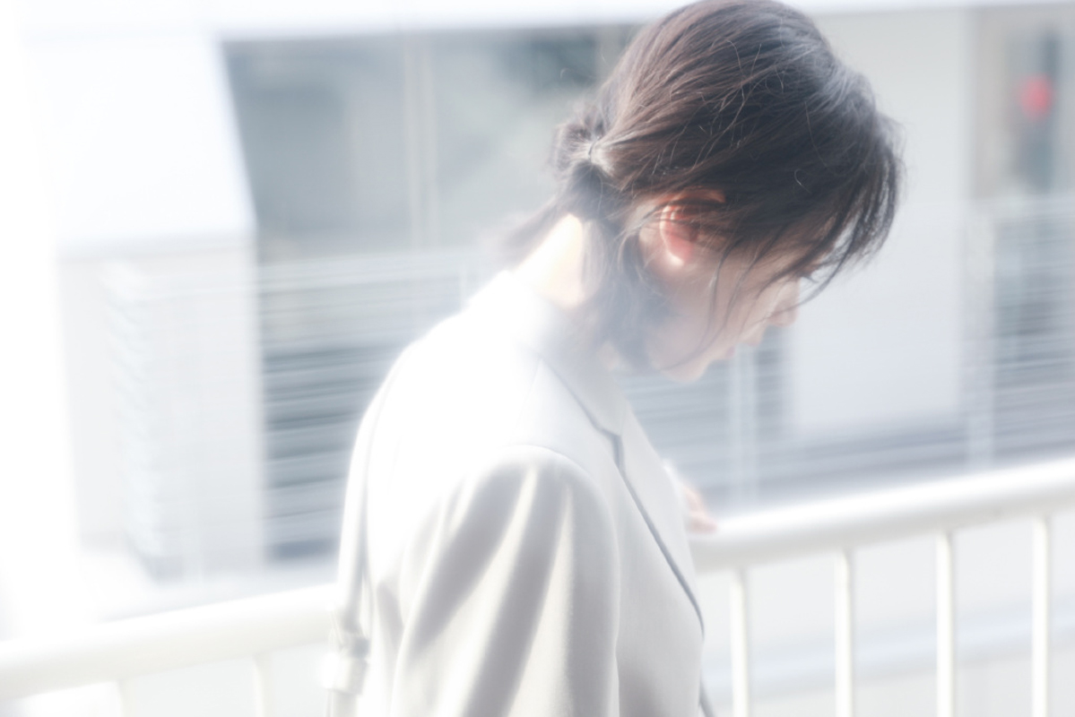 赵今麦最新个性时髦写真图片