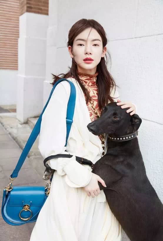 出门不会搭配包包？看看这四款包包，时尚感十足又很独特！