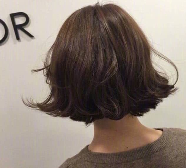 100斤的胖妹子，剪了这个头发之后，看起来不到80斤