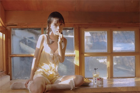 未成18年不能看的视频 少年看了画面晚上睡不着