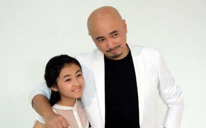 徐峥出难题问张子枫“下次合作可以不给钱吗？”张子枫的回答得满分！