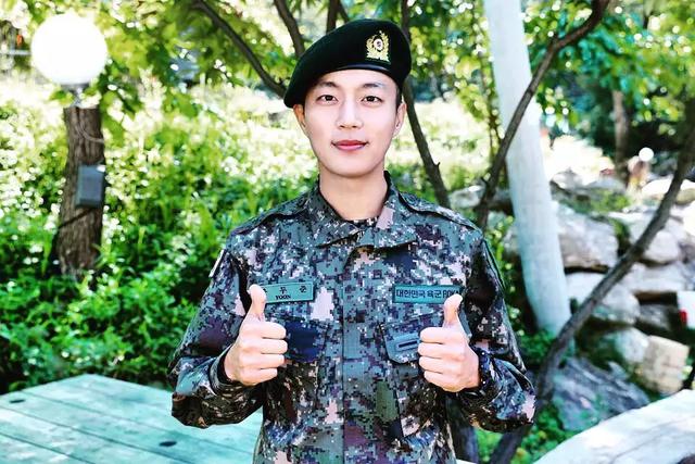 欧巴们要退伍啦,盘点兵役剩下不到一百天的5位男偶像