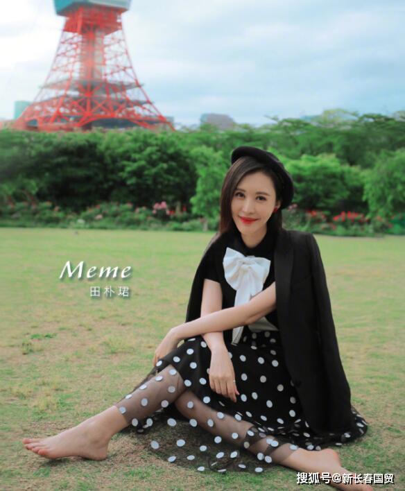 王石小30岁娇妻素颜近照曝光,不化妆时田朴珺原来长这样!