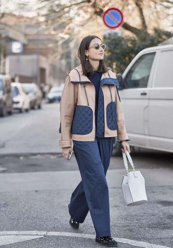 今冬超时髦的3双鞋,都帮你们挑出来了,买它