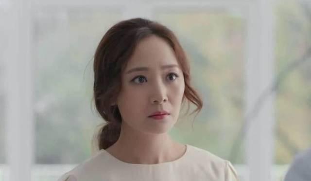 嫁给刚出狱的黄海波,今37岁搭档孙红雷走红