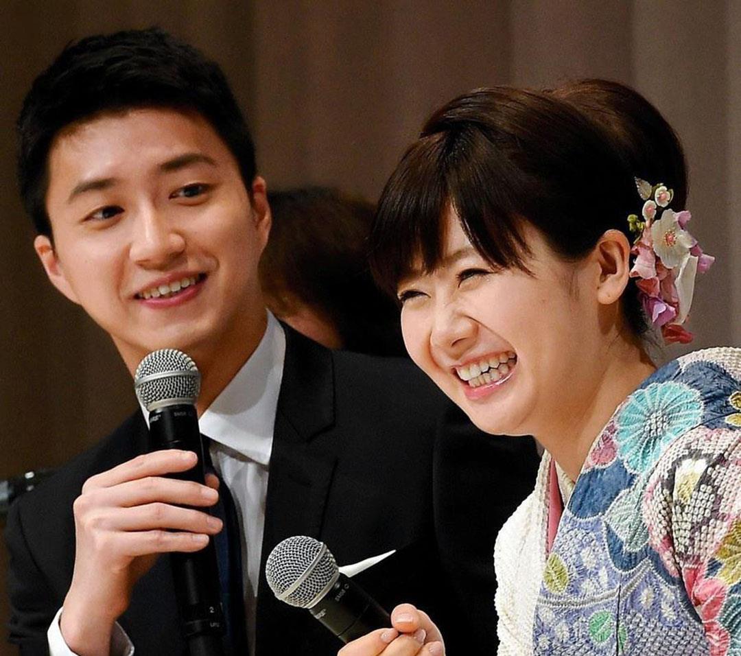 江宏杰晒女儿嘎照,一脸淡定的“离家出走”,网友:要被萌翻了!