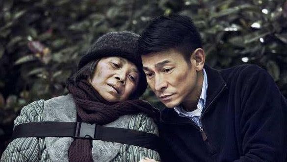 帮刘德华还4千万债务, 晚年被子女啃老到破产, 今被华仔宠上天