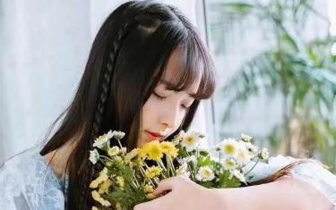 分手后,你越忍得住不找前任,他越发疯想和你复合