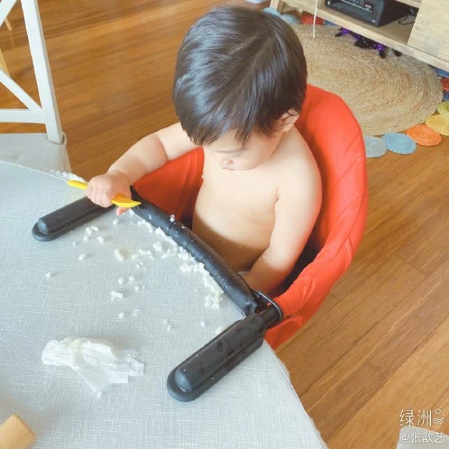 张歆艺自曝曾用药物助眠,是袁弘给她彻底的放松与踏实