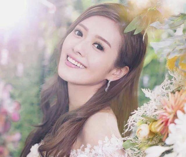 前TVB性感女神临盆在即发长文感慨 与富商男友结婚一个月便怀孕