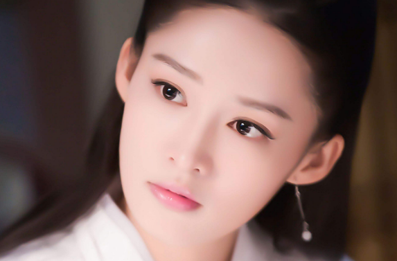 经典造型：赵丽颖最赏心悦目，周慧敏最经典，谁最仙气十足？