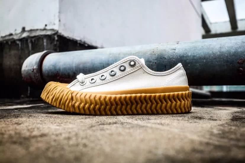 清清鞋柜,女生鞋柜里永远都缺的一双鞋