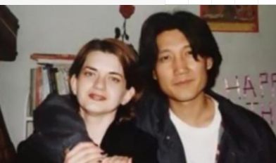 放弃主持做演员,娶德国妻子低调幸福18年,混血女儿颜值高