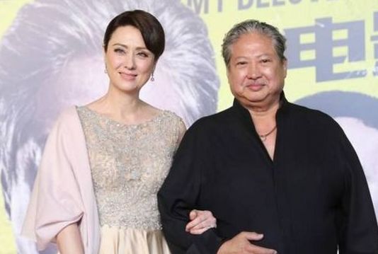 成名之后“换老婆”的4位男星,其中一位抛弃怀孕8个月的配偶