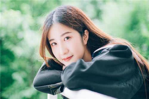 感情中，经常给你发这4条消息的女人，无疑就是拿你当备胎！