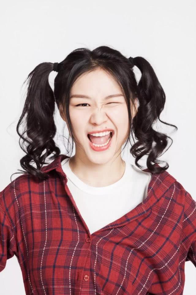 金靖成央视春晚最大惊喜被吐槽演技夸张最经典一幕黄晓明亲自设计