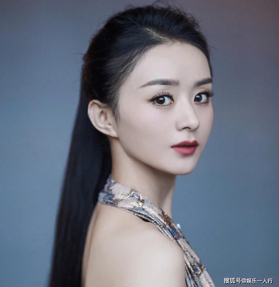 有种“整容”叫冯绍峰赵丽颖结婚，男方还是熟悉的模样，女方却像是变了个人