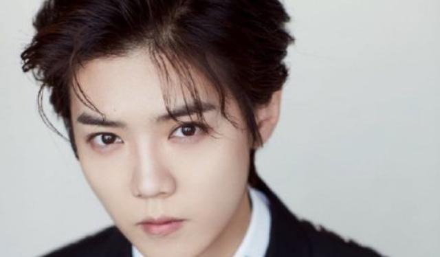 从红极一时到走下王座, 鹿晗用了多久? 终究还是被娱乐圈淘汰了