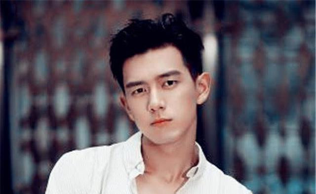 肖战91年, 李现91年, 杨洋91年, 却都没有91年的他帅气
