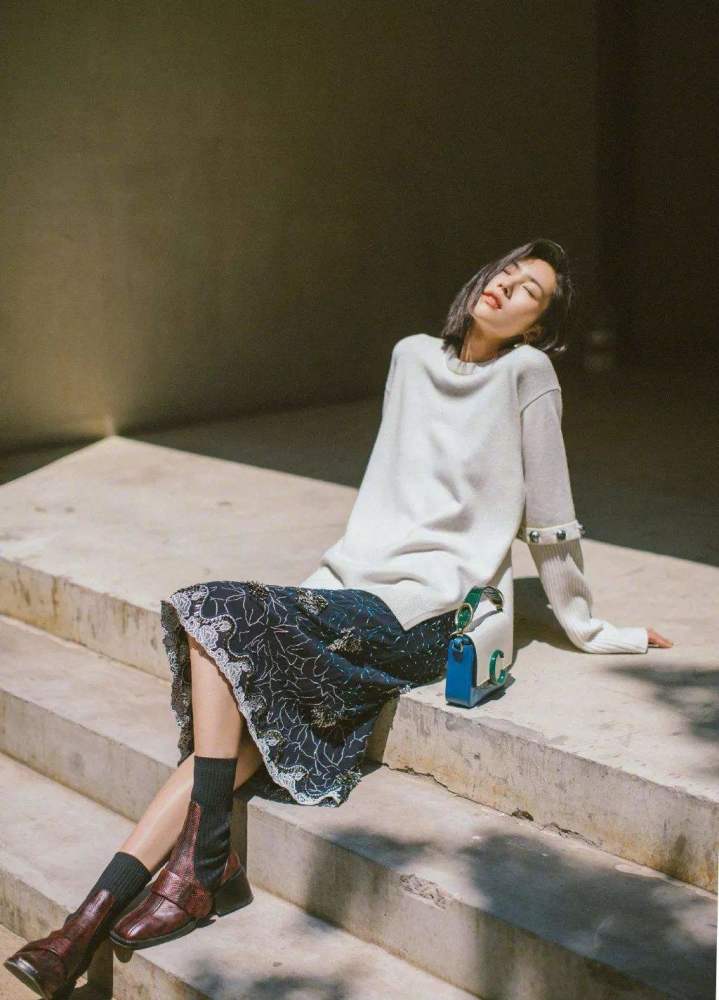 今冬超时髦的3双鞋,都帮你们挑出来了,买它