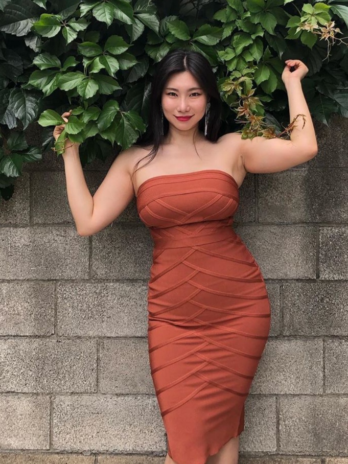 韩国普拉提美人，“大婶”年龄，青葱身材