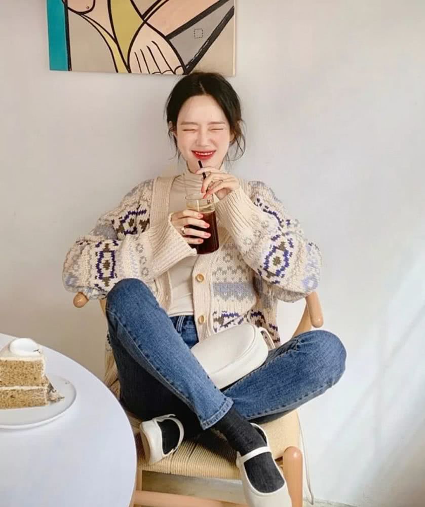 2020流行的“初恋毛衣”什么?GET这几款让你美到犯规