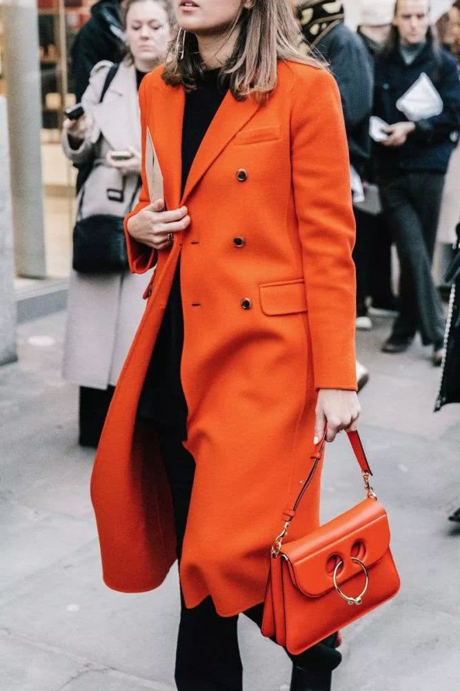 穿衣打扮学会配色很重要，试试这几个方法