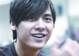 当红男星素颜大揭秘，小鲜肉卸妆后的样子，最后的才是帅哥