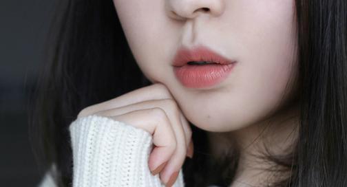 奶茶画脸上什么体验?欧阳娜娜同款妆容,你的男神秒变“小跟班”