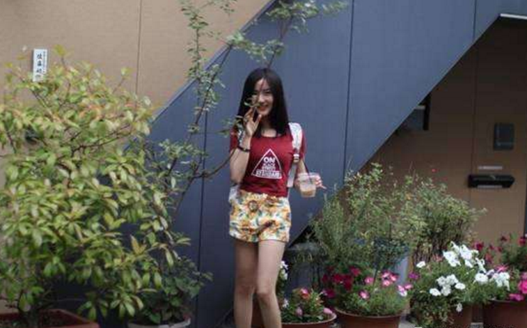 她是95后美女学霸，清华史上最美校花，曾高考艺考双第一，如今怎么样了？