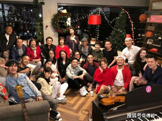 高以翔女友晒两人合照暗示告别,坦言新年将努力让生活重回正轨