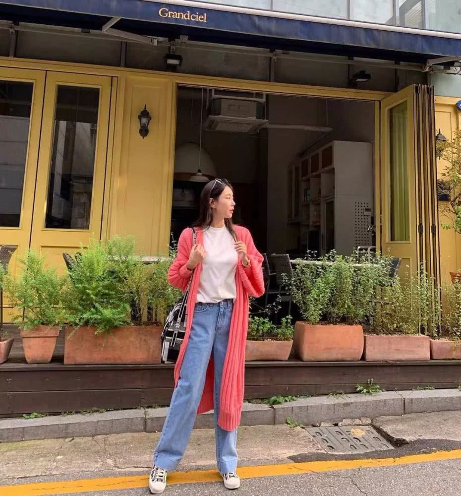 针织衫+拖地裤=秋冬巨洋气穿搭,好看到爆