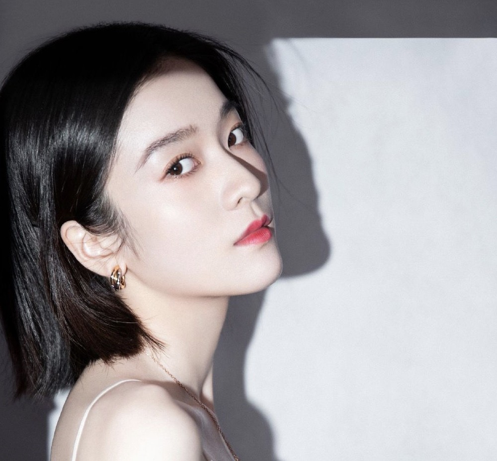 2020最火的“人鱼卷发”,比锁骨发还要好看,修饰脸型让你又美又飒