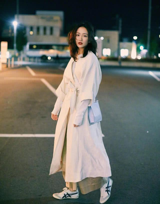 王鸥衣品也太好了吧,用穿搭实力告诉你什么是零失误搭配!