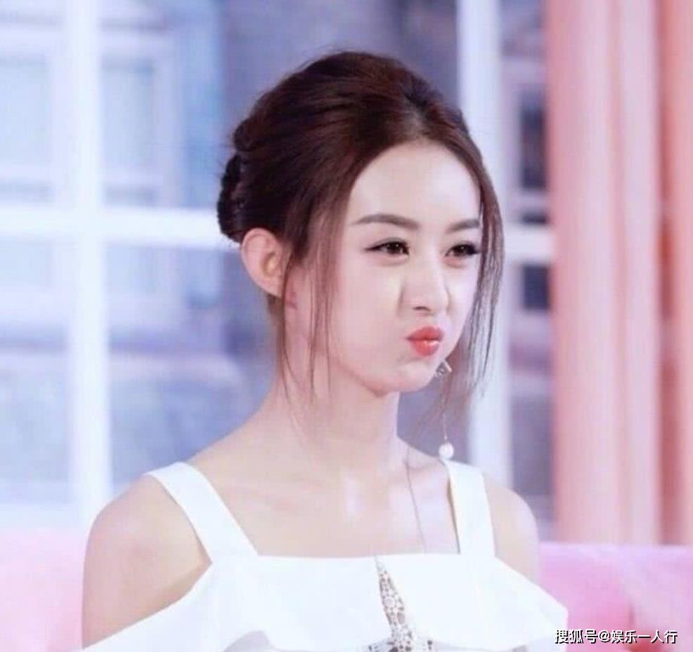 有种“整容”叫冯绍峰赵丽颖结婚，男方还是熟悉的模样，女方却像是变了个人