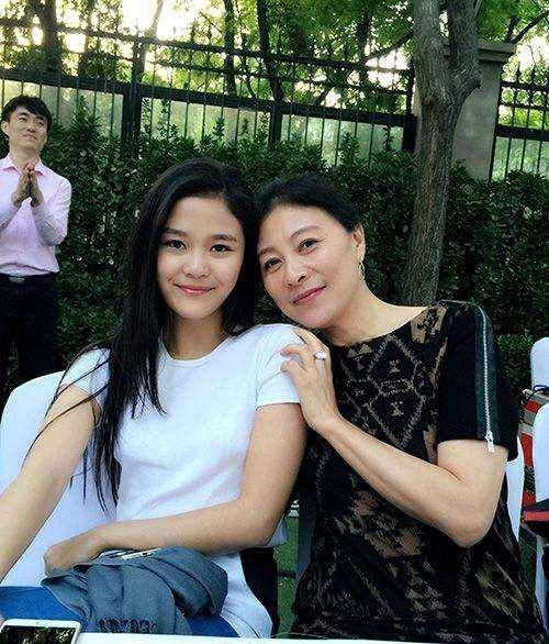 演艺圈里的七对母女, 母亲年轻时的颜值和演技胜过女儿